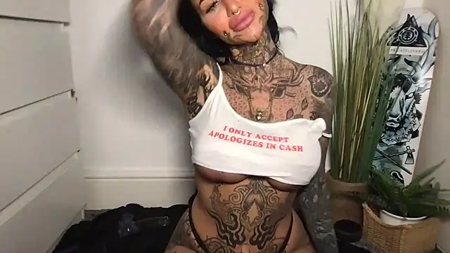 Snapshot of Peaches_and_the_Cream chatting on March 12, 1:17 pm Peaches and the Cream online show from March 12, 1:17 pm