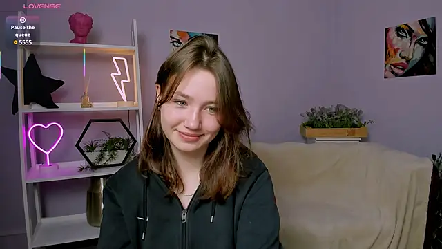 Snapshot of helli_belli chatting on March 22, 9:10 pm helli belli online show from March 22, 9:10 pm