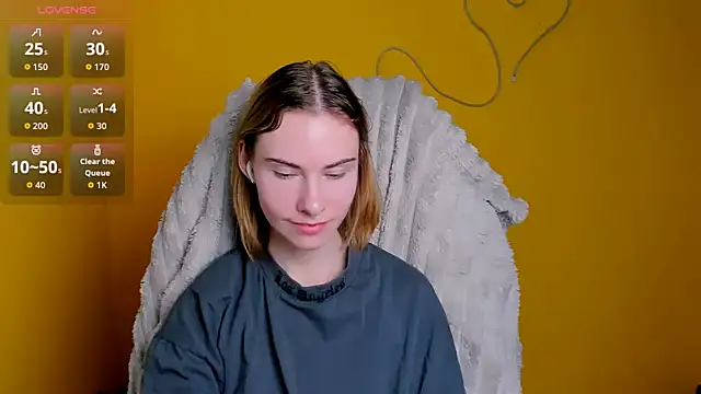 Snapshot of Fiona_Night chatting on February 15, 7:51 am Fiona Night online show from February 15, 7:51 am