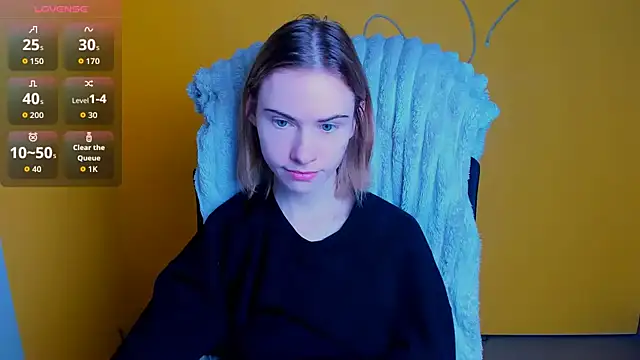 Snapshot of Fiona_Night chatting on February 26, 6:12 am Fiona Night online show from February 26, 6:12 am