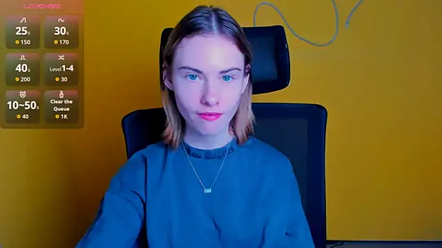 Snapshot of Fiona_Night chatting on March 3, 6:19 am Fiona Night online show from March 3, 6:19 am