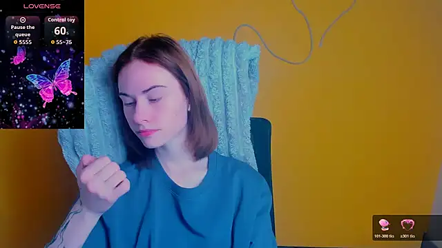 Snapshot of Fiona_Night chatting on March 16, 6:17 am Fiona Night online show from March 16, 6:17 am