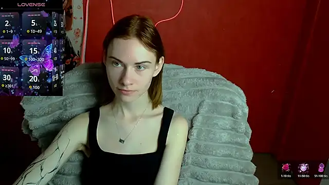 Snapshot of Fiona_Night chatting on March 18, 12:30 pm Fiona Night online show from March 18, 12:30 pm