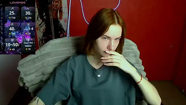 Snapshot of Fiona_Night chatting on March 19, 5:55 am Fiona Night online show from March 19, 5:55 am