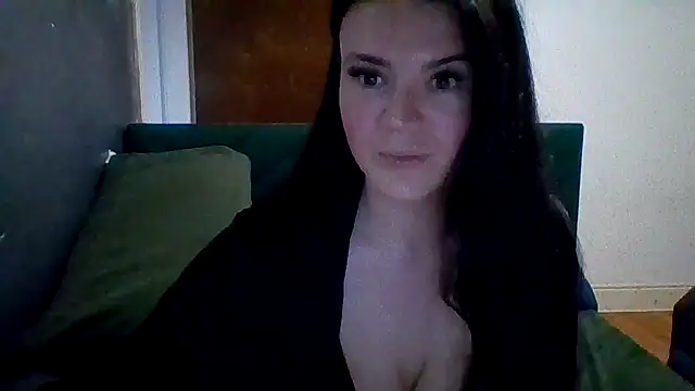 Snapshot of Curvy_KatrinaX chatting on November 4, 1:21 pm Curvy KatrinaX online show from November 4, 1:21 pm