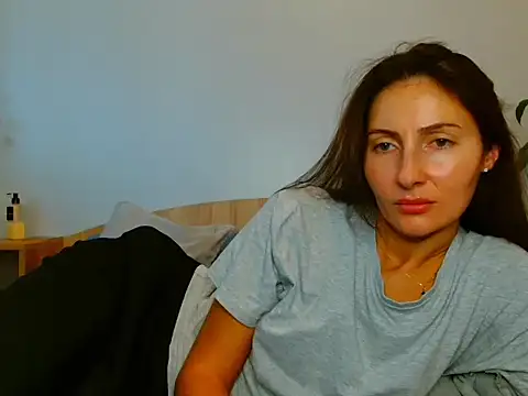 Snapshot of Irina9793 chatting on October 8, 9:18 am Irina9793 online show from October 8, 9:18 am