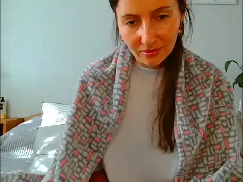 Snapshot of Irina9793 chatting on February 2, 9:30 am Irina9793 online show from February 2, 9:30 am