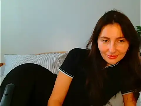 Snapshot of Irina9793 chatting on February 24, 11:08 am Irina9793 online show from February 24, 11:08 am