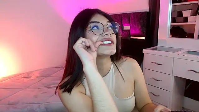  Camilaaa  online show from October 10, 7:18 am