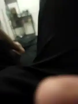 Snapshot of enoc369 chatting on November 25, 6:13 am enoc369 online show from November 25, 6:13 am