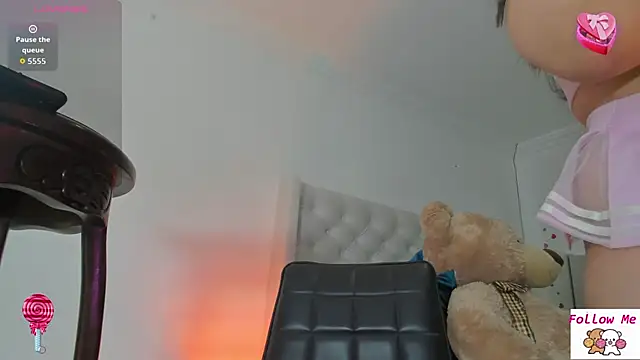 sasha blake  online show from February 9, 12:09 pm