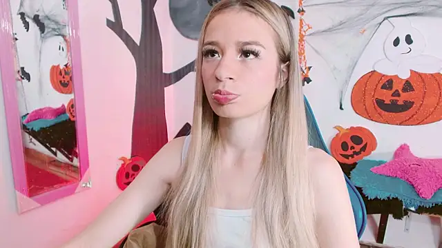 hannah 026 online show from October 23, 10:47 am