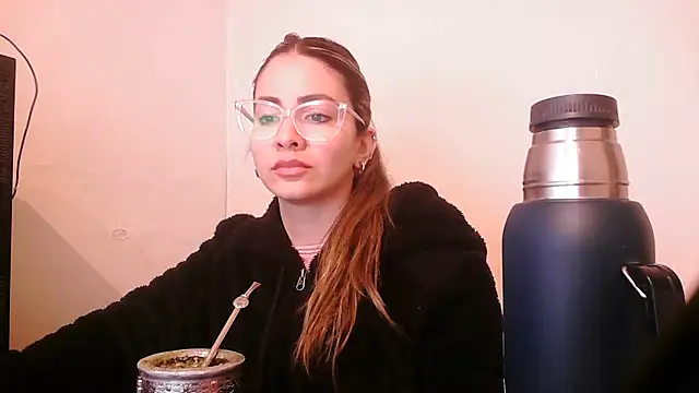 Snapshot of valenseleni chatting on September 24, 7:06 pm valenseleni online show from September 24, 7:06 pm