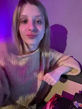 amorearte m online show from March 3, 9:26 pm