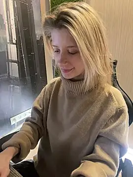 amorearte m online show from March 11, 9:48 pm