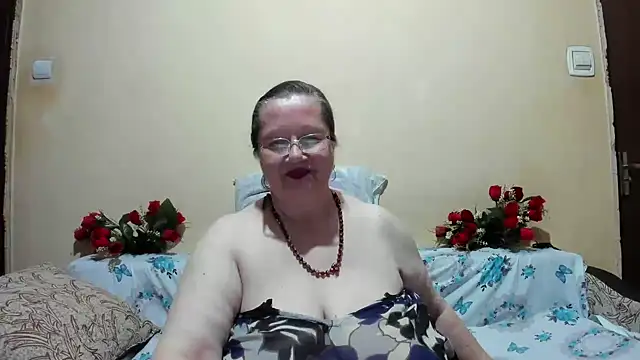 SingleMILF online show from May 13, 3:53 pm