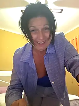 Melody73 online show from February 19, 6:48 pm