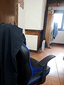 Melody73 online show from March 26, 5:18 pm