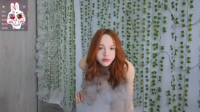 Snapshot of Lusy_PickMe chatting on March 1, 5:42 am Lusy PickMe online show from March 1, 5:42 am