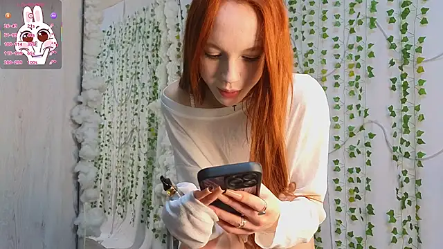 Snapshot of Lusy_PickMe chatting on March 14, 4:29 am Lusy PickMe online show from March 14, 4:29 am