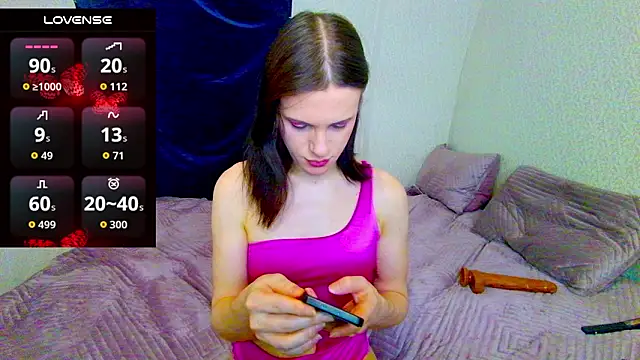 Nicole Redfields online show from March 4, 6:19 am