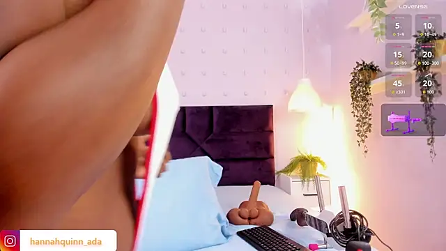 Snapshot of Hanaahquinn chatting on September 30, 11:59 am Hanaahquinn online show from September 30, 11:59 am