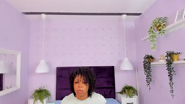 Snapshot of Hanaahquinn chatting on October 6, 11:51 am Hanaahquinn online show from October 6, 11:51 am