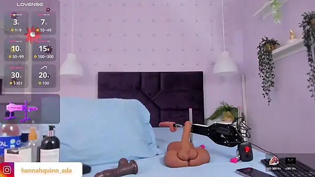 Snapshot of Hanaahquinn chatting on November 8, 11:43 am Hanaahquinn online show from November 8, 11:43 am