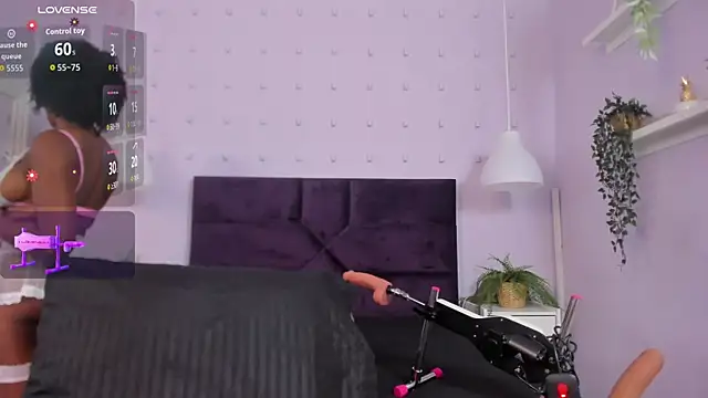 Snapshot of Hanaahquinn chatting on November 13, 11:53 am Hanaahquinn online show from November 13, 11:53 am