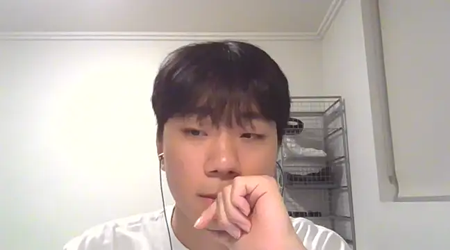 Snapshot of sdamvo2 chatting on March 3, 1:42 pm sdamvo2 online show from March 3, 1:42 pm