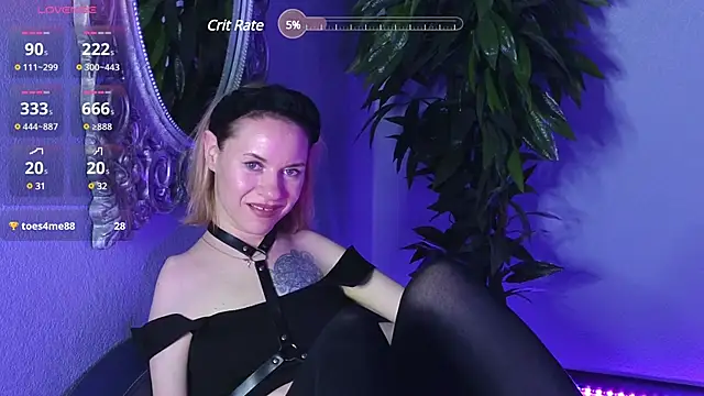 Snapshot of EmmaGallen chatting on March 12, 11:42 am EmmaGallen online show from March 12, 11:42 am
