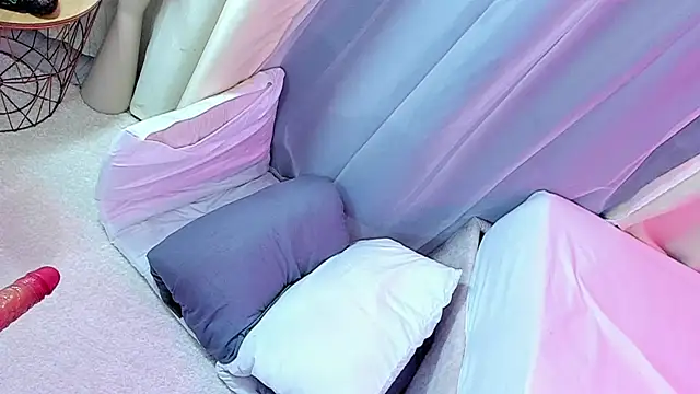 im hanna1 online show from December 4, 12:14 pm