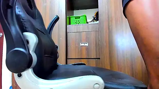 Dreamastercum  online show from February 6, 10:24 pm