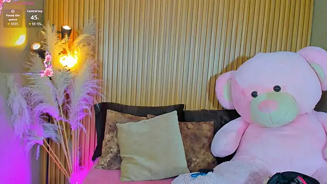 Snapshot of AlexiaAbbey chatting on March 25, 7:09 pm AlexiaAbbey online show from March 25, 7:09 pm