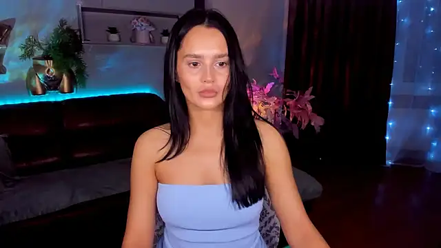 Snapshot of DanaSincere chatting on February 2, 4:00 am DanaSincere online show from February 2, 4:00 am