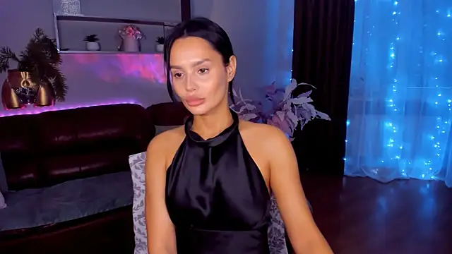 Snapshot of DanaSincere chatting on February 19, 4:30 am DanaSincere online show from February 19, 4:30 am