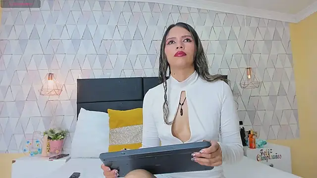 Snapshot of LiliJensen chatting on October 14, 8:09 pm LiliJensen online show from October 14, 8:09 pm