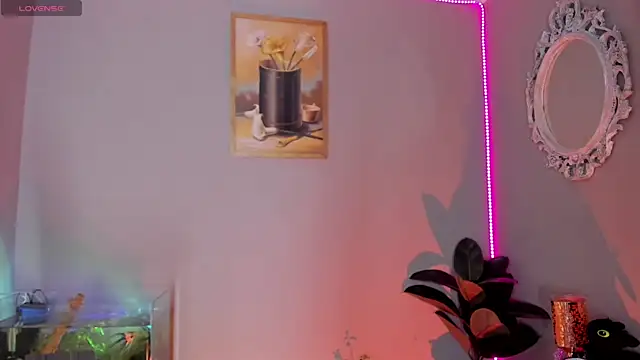 Snapshot of CRAZY-BOY99 chatting on September 27, 9:47 am CRAZY-BOY99 online show from September 27, 9:47 am