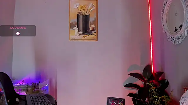 Snapshot of CRAZY-BOY99 chatting on November 20, 9:42 am CRAZY-BOY99 online show from November 20, 9:42 am