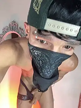 CRAZY-BOY99 online show from March 31, 11:54 am