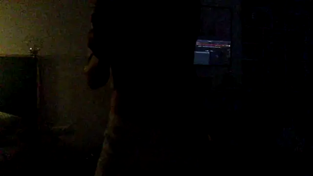 Snapshot of Bubba7519 chatting on September 22, 5:31 am Bubba7519 online show from September 22, 5:31 am
