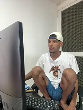 Miguel bigcock online show from May 16, 2:05 pm