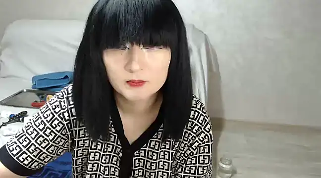 Snapshot of Sweet_Yoon chatting on December 7, 2:24 pm Sweet Yoon online show from December 7, 2:24 pm