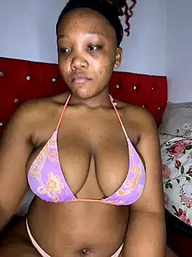 Beyoncex05 online show from October 3, 4:59 pm