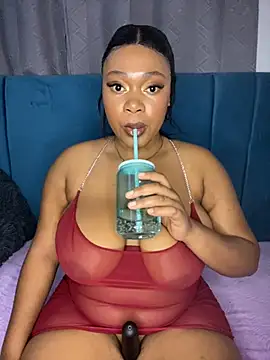 Snapshot of CuteSexyBoobz chatting on October 25, 7:30 pm CuteSexyBoobz online show from October 25, 7:30 pm