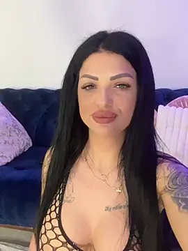IrisRossie online show from May 9, 5:01 am