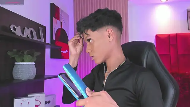 Jonas Rivers online show from June 24, 5:06 am