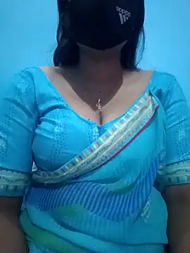 Sexyradha  online show from March 20, 5:40 pm