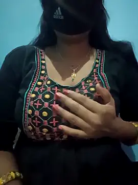 Sexyradha  online show from March 26, 4:56 pm