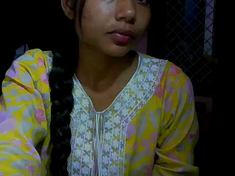 Snapshot of mayra89 chatting on November 3, 1:45 pm mayra89 online show from November 3, 1:45 pm